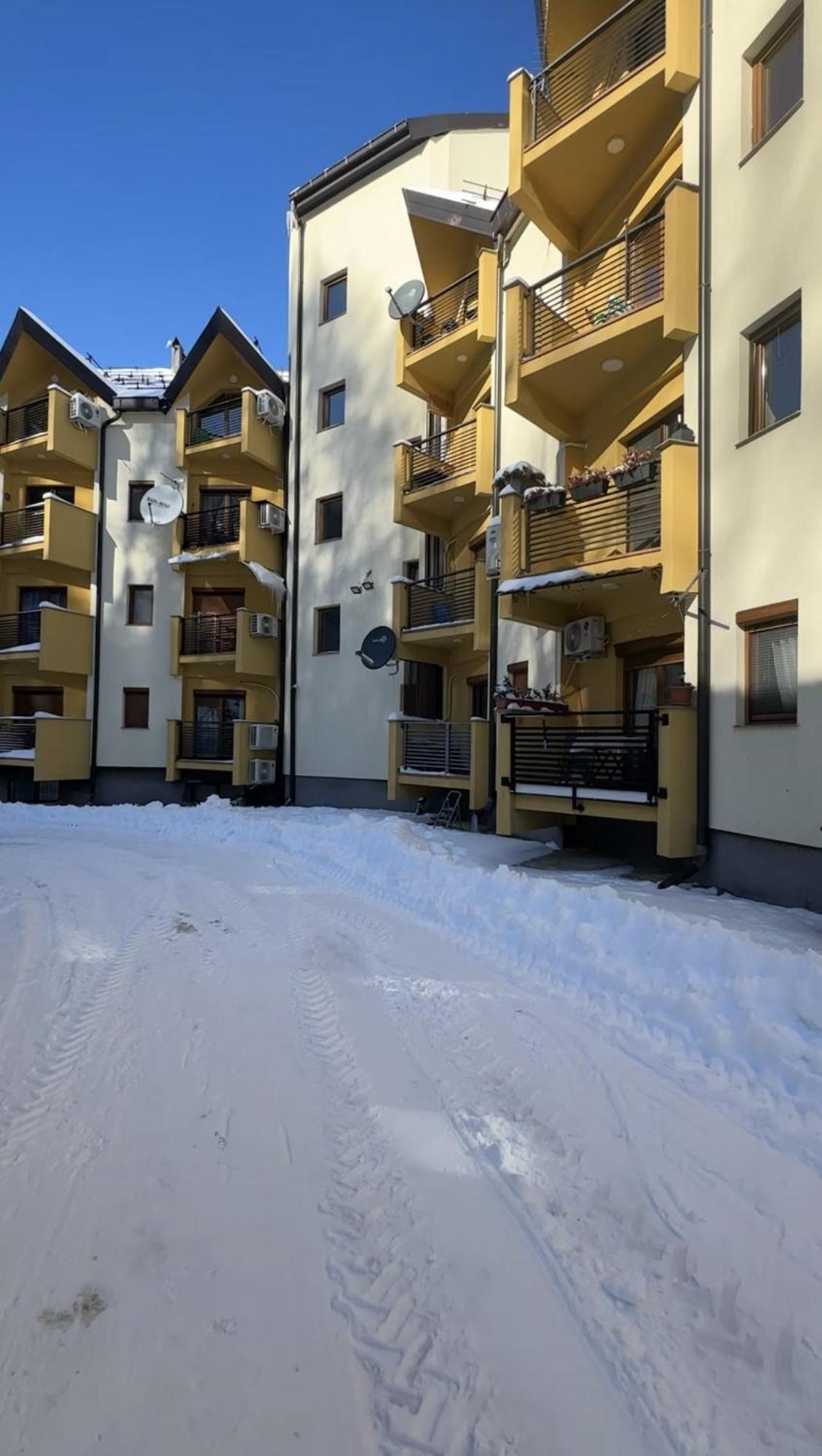 Forest View Apartment مافروفو المظهر الخارجي الصورة