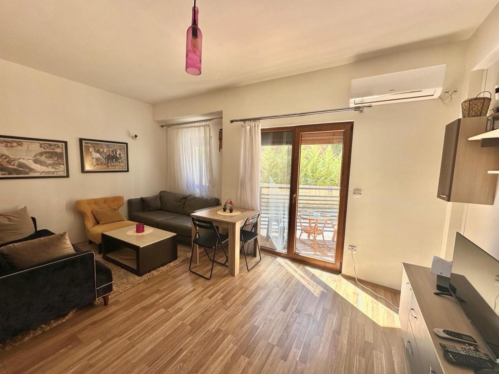 Forest View Apartment مافروفو المظهر الخارجي الصورة